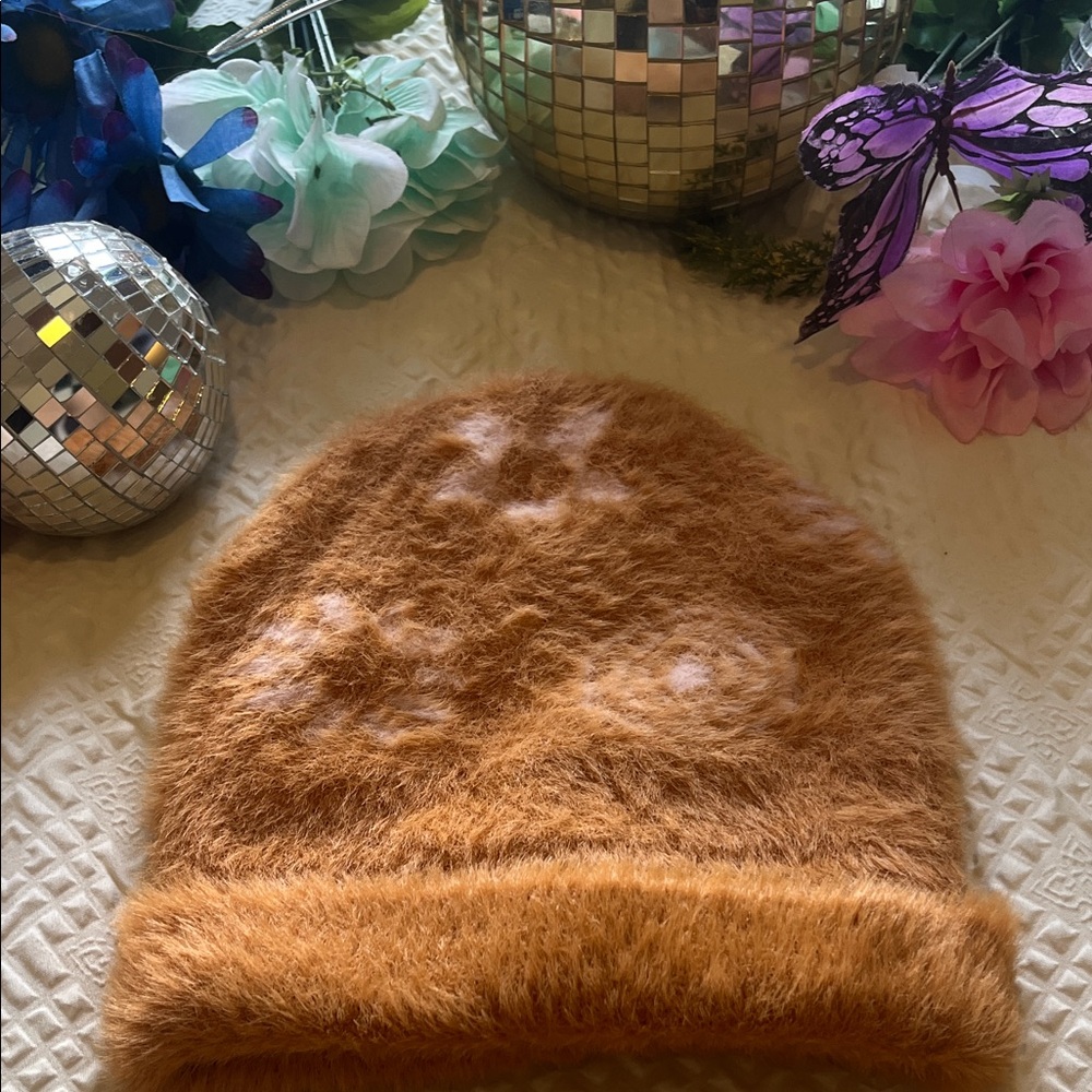 Fuzzy Brown Beanie with Floral Pattern - Picture 6 of 6